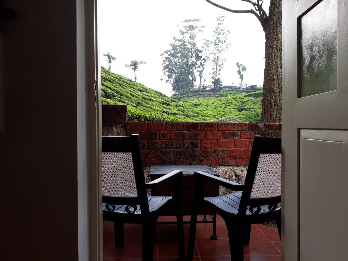 Golden Green Hotell Munnar Exteriör bild